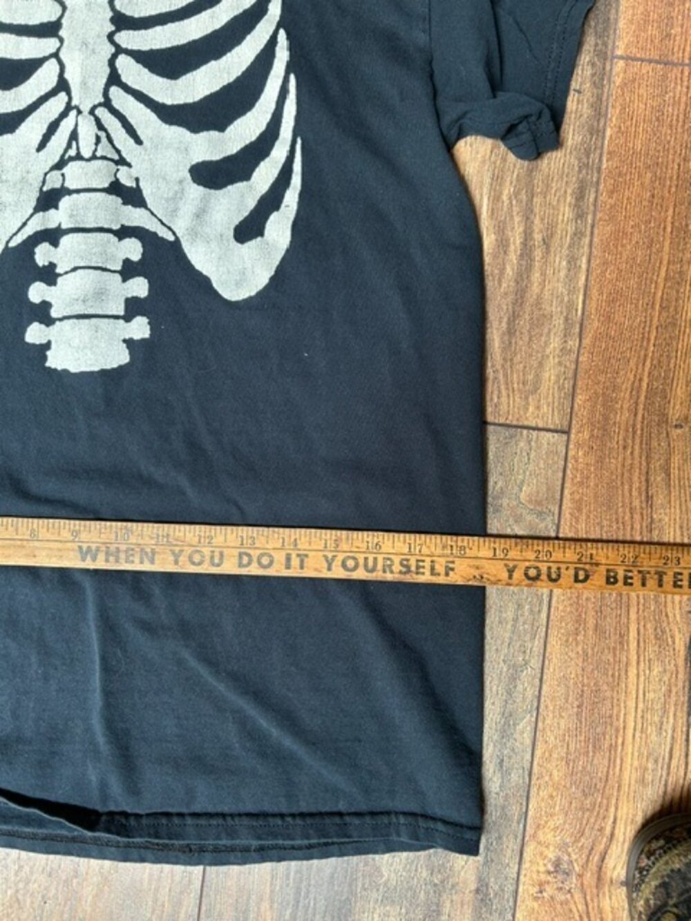 Skeleton Tee - Picture 4 of 5